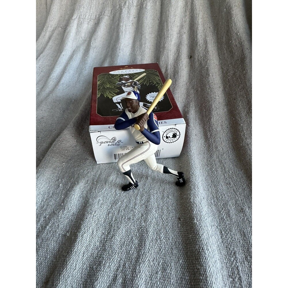 VTG 1997 Hallmark Hank Aaron at the Ballpark Ornament #2 in Series W/ Card